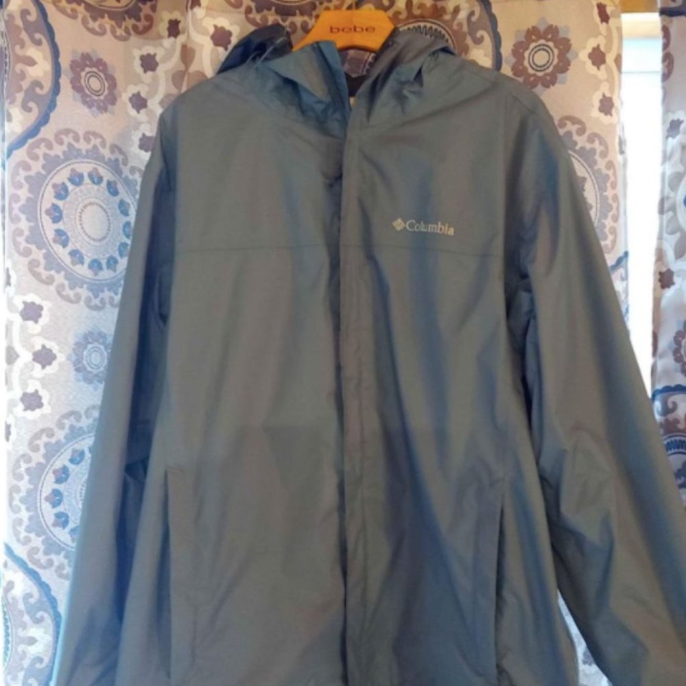 Men's Large Columbia Rain Jacket